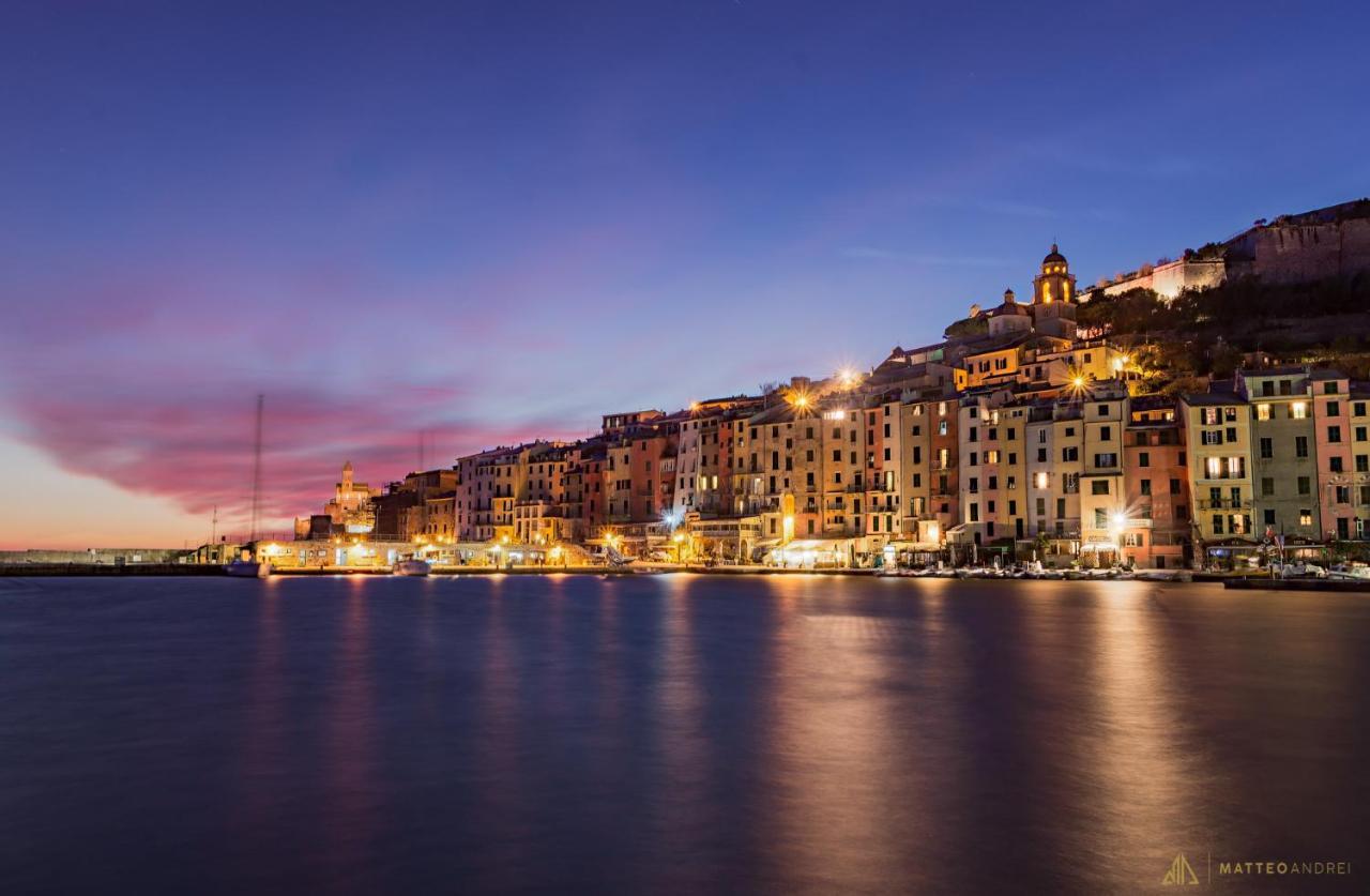 Colonna 24 Luxury Room In Portovenere Near 5 Terre Porto Venere Exterior photo